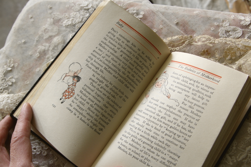 アンティークブック 古書 革表紙 箔押し from bud to blossom