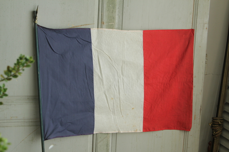 アンティークフランス国旗 フレンチトリコロール 【Antiques Truffle 