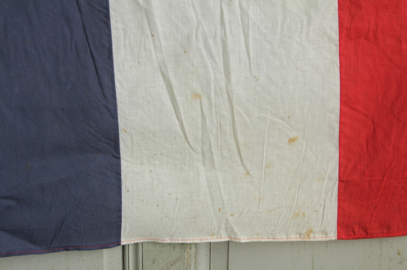 アンティークフランス国旗 フレンチトリコロール 【Antiques Truffle 