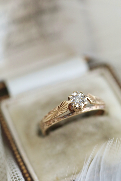 ダイヤモンドウイングショルダーリング　ヴィンテージエンゲージリング　婚約指輪　ジュエリー　イギリス　アンティークストリュフ 20240619