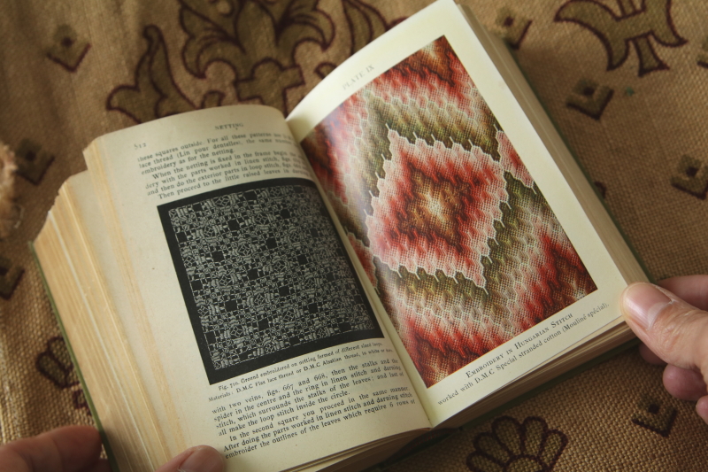 DMCの刺繍百科 ENCYCLOPEDIA　OF NEEDLEWORK　英語版　フランス