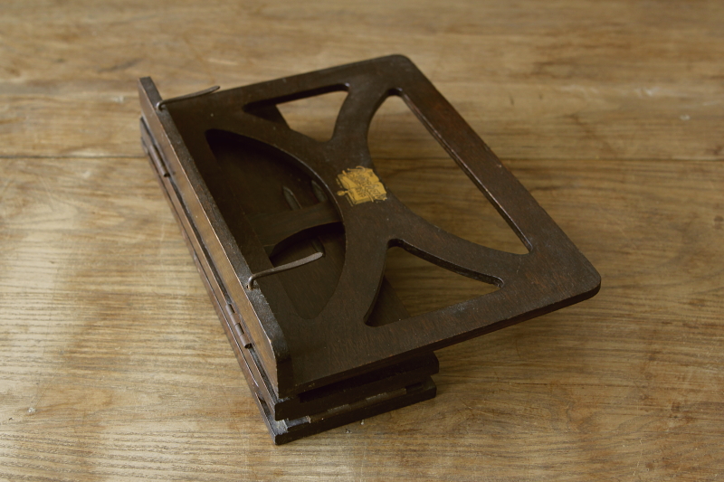 アンティークブックレスト 書見台 イギリス Bershaw 【Antiques