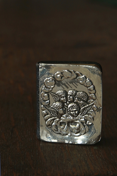 エンジェルズヘッズの銀装丁　コモンプレイヤー　聖公会　祈祷書　イギリス　アンティークストリュフ