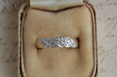 ダイヤモンドロープパネルリング　指輪　ヴィンテージ　イギリス　アンティークストリュフ