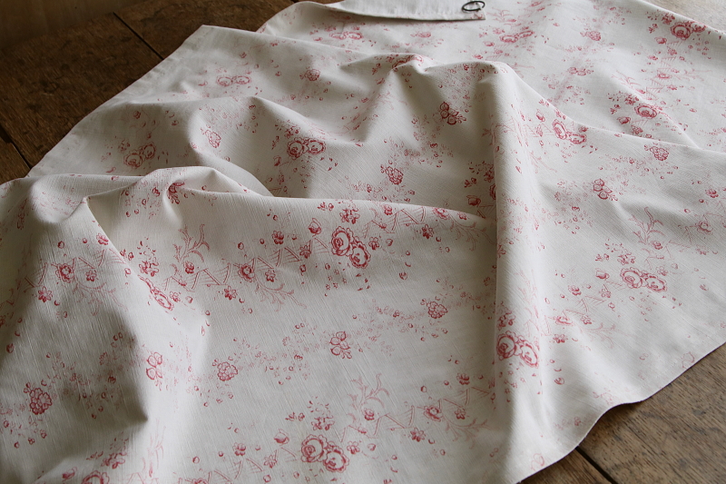 薔薇のフレンチプリントファブリックカーテン　フランス　アンティークストリュフ