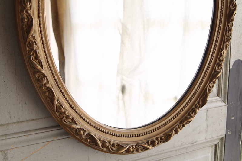 モールディングフレームオーバルウォールミラー　イギリス アンティークストリュフ