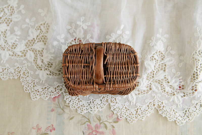 ドールズパニエ　ミニチュアハンパーバスケット　フランス　アンティークストリュフ