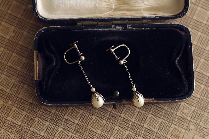グラスパール　シルバーイヤリング　ヨーロッパ　アンティークストリュフ