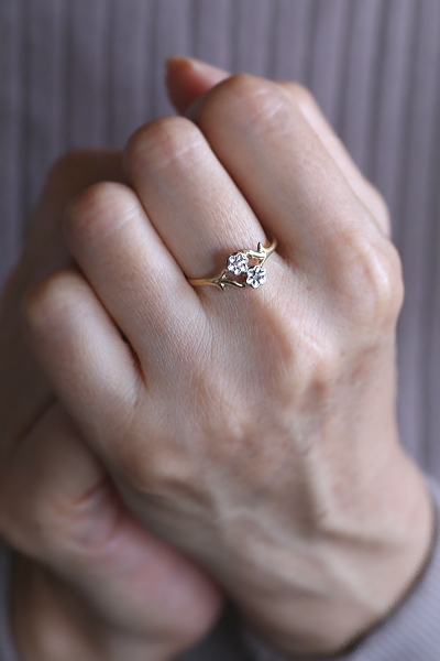 トワ・エ・モア　フラワーダイヤモンドリング　エンゲージリング　指輪　フランス　アンティークストリュフ