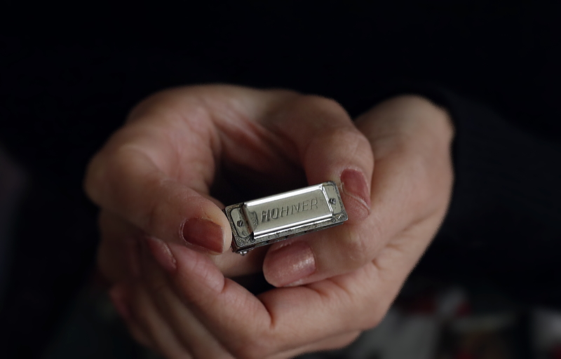 HOHNER ミニチュアハーモニカ　アンティークジュエリー　ヴィンテージアクセサリー　イギリス　フランス　ヨーロッパ　アンティークストリュフ