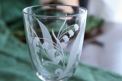 スズランのクリスタルシェリーグラス　イギリス　ヴィクトリアン アンティークストリュフ