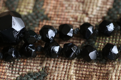 フレンチジェットロングネックレス　ヴィクトリアン　イギリス アンティークストリュフ