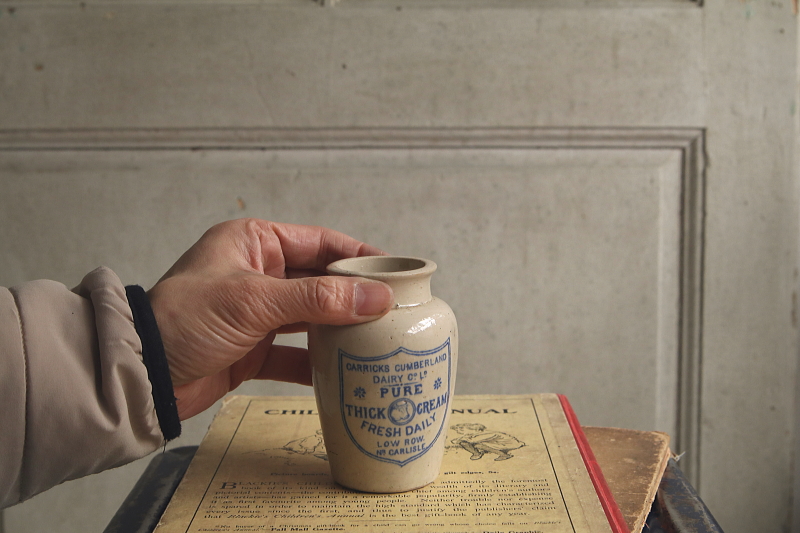 ストーンウェア　クリームボトル　アンティークストリュフ