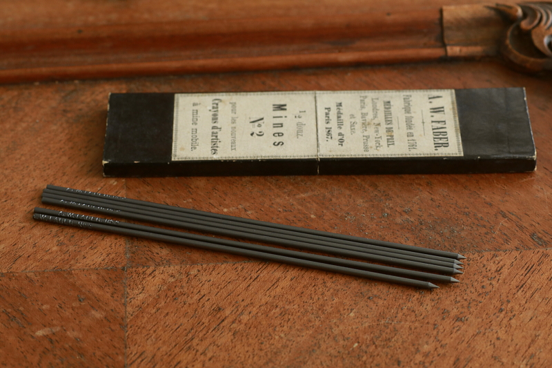 メカニカルペンシルのリフィル　フランス　アンティークストリュフ