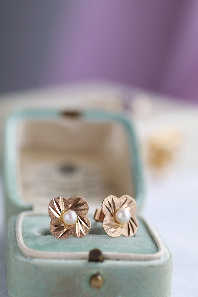 パールのフラワーピアス　イギリス　ヴィンテージジュエリー　アンティークストリュフ 20250611