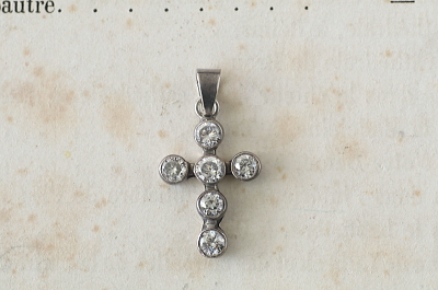 ペーストシルバークロスペンダント　ヨーロッパ　アンティークストリュフ
