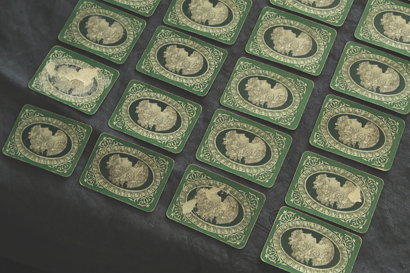 レザーケースのプレイングカード　トランプ　patience　イギリス　アンティークストリュフ