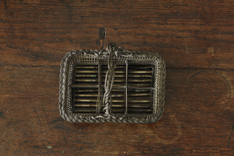 ワイヤーリキュールグラスキャリー　フランス　アンティークストリュフ