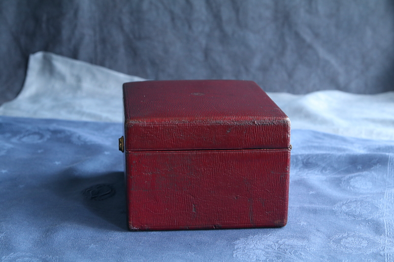 バーガンディレザージュエリーボックス　イギリス アンティークストリュフ