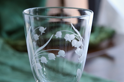 スズランのクリスタルシェリーグラス　イギリス　ヴィクトリアン アンティークストリュフ