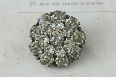 オールドマインカットペーストブローチ　クッションシェイプ　ヨーロッパ　アンティークストリュフ