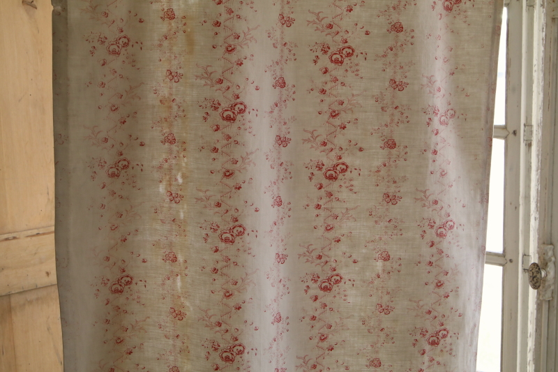 薔薇のフレンチプリントファブリックカーテン　フランス　アンティークストリュフ