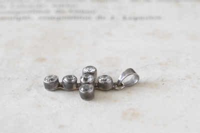 ペーストシルバークロスペンダント　ヨーロッパ　アンティークストリュフ