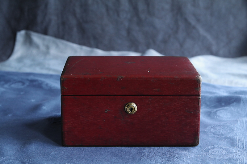バーガンディレザージュエリーボックス　イギリス アンティークストリュフ