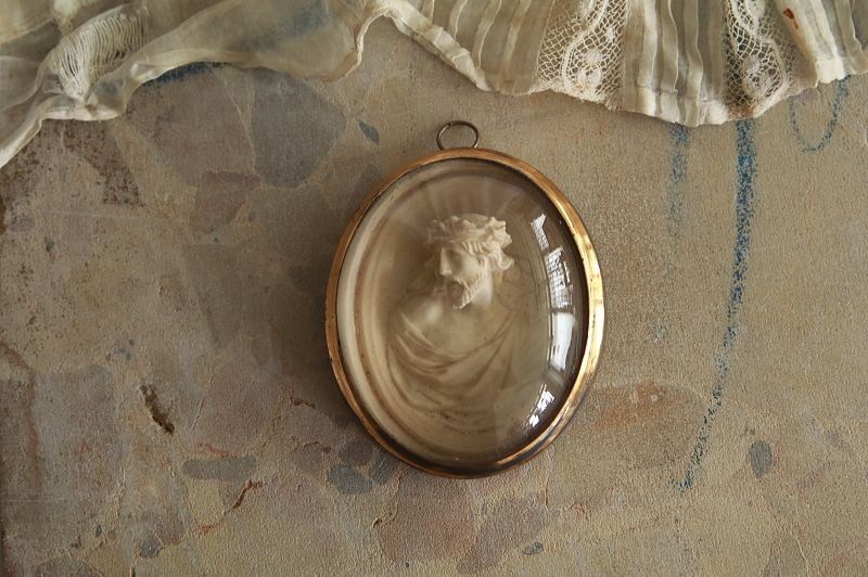 海泡石のイエス胸像　ガラスドーム　フランス　アンティークストリュフ