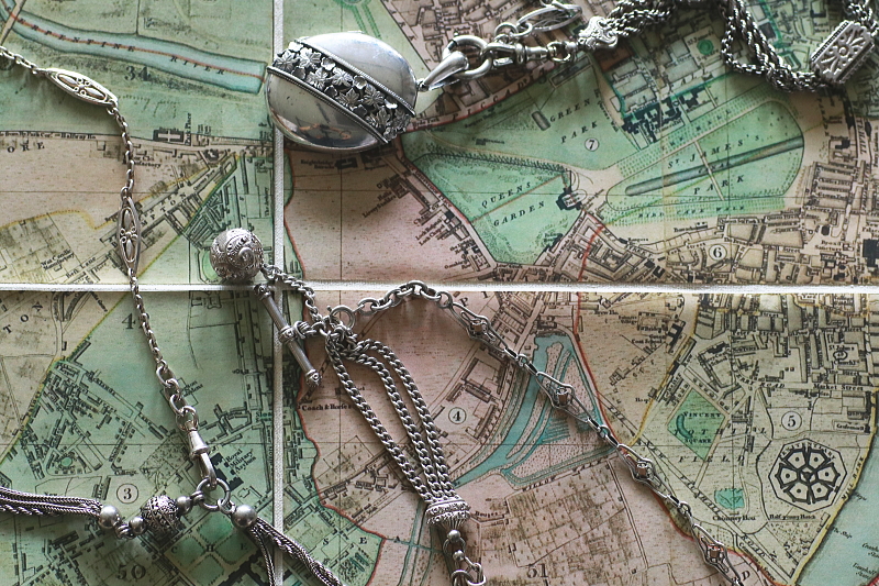 シルバーウォッチチェーンネックレス　アルバティーナ　アンティークジュエリー　ヴィンテージアクセサリー　アンティークストリュフ 20250624