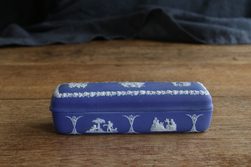 アンティークウエッジウッド　ジャスパートリンケットボックス　wedgwood　アンティークストリュフ