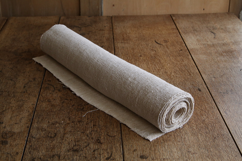 ホームスパンハンガリアンヘンプロール　ハンガリー　アンティークストリュフ