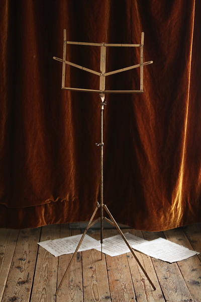 フォールディングミュージックスタンド　generation　イギリス