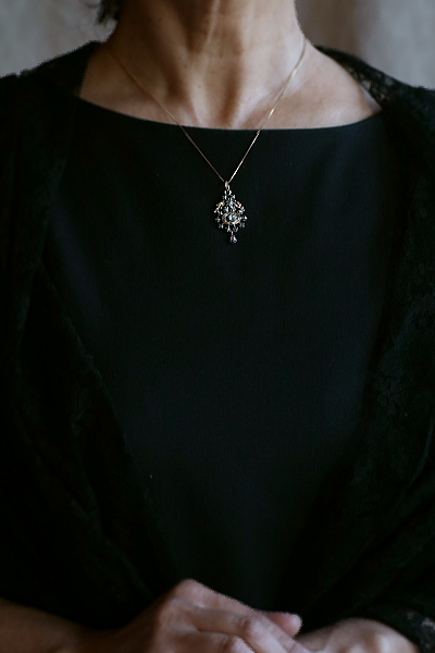 ローズカットダイヤモンド　シルバーゴールドペンダント　イギリス アンティークストリュフ