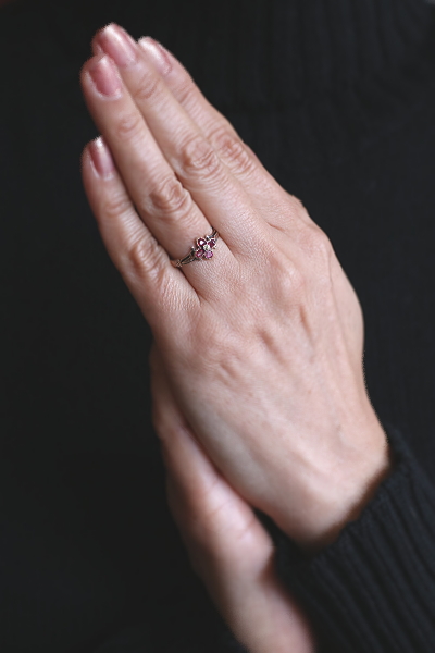 ルビー&ダイヤモンドリング　ヴィクトリアンリング　ジョージアンリング　指輪　アンティークジュエリー　ヴィンテージアクセサリー　イギリス　フランス　ヨーロッパ　アンティークストリュフ 20251212