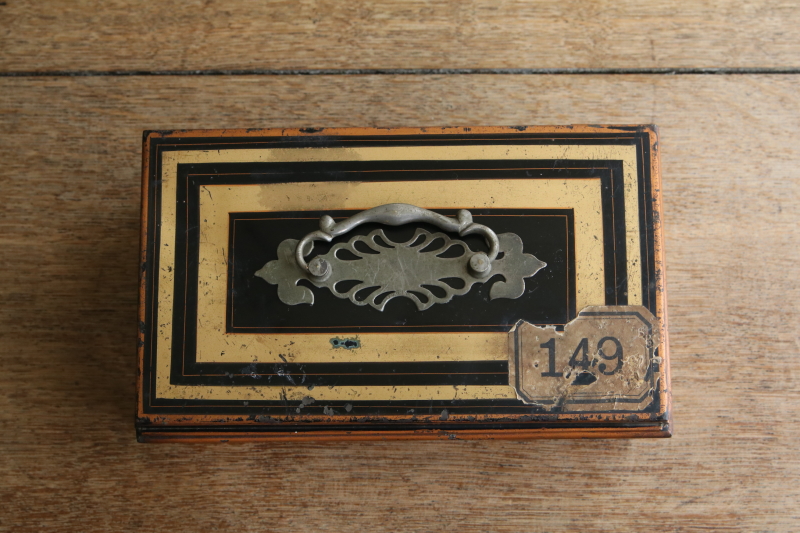 ジャパンドブラックキャッシュボックス　イギリス アンティークストリュフ