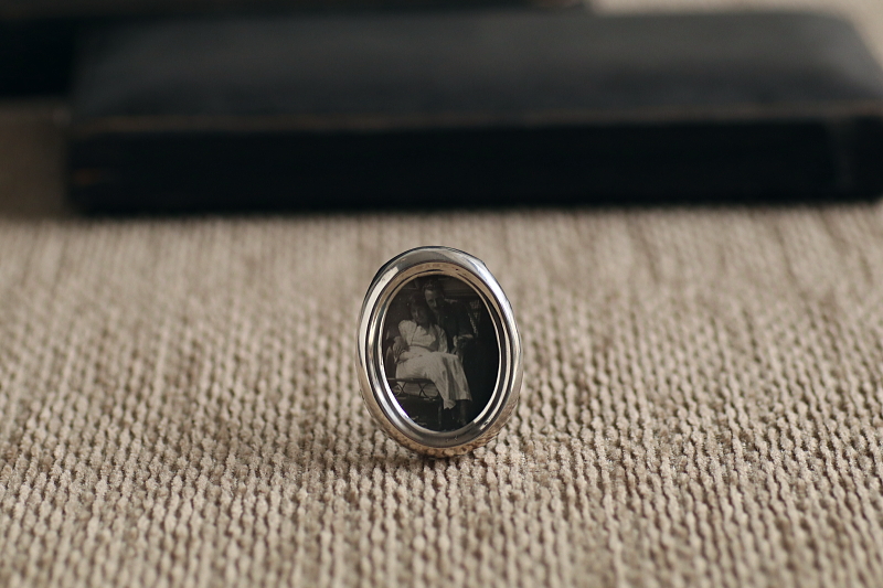 スターリングシルバー ミニフォトスタンド ヴィクトリアン イギリス