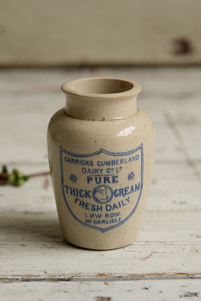 ストーンウェア　クリームボトル　アンティークストリュフ