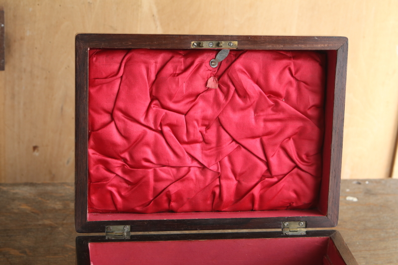 白蝶貝象嵌のソーイングボックス　イギリス　ヴィクトリアン アンティークストリュフ