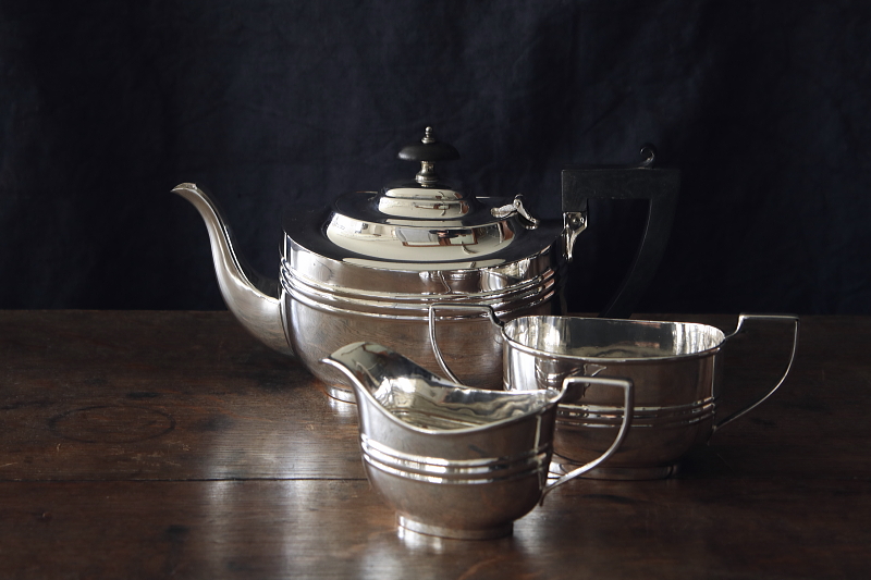 バチェラーティー3点セット　イギリス　アンティークストリュフ