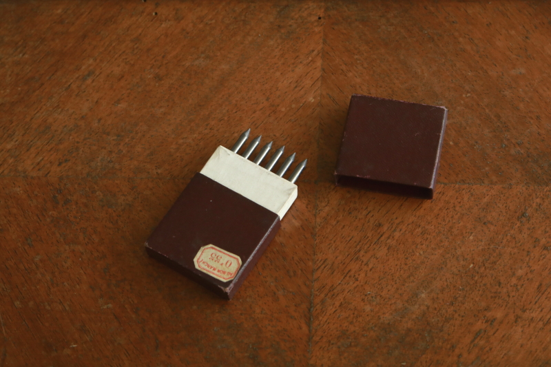 メカニカルペンシルのリフィル　フランス　アンティークストリュフ