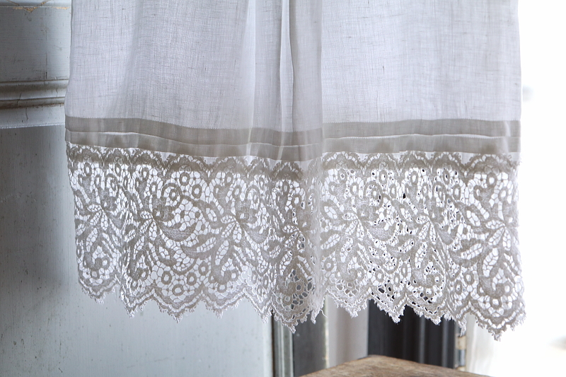 レースエッジリネンチュニック　イタリア　アンティークストリュフ