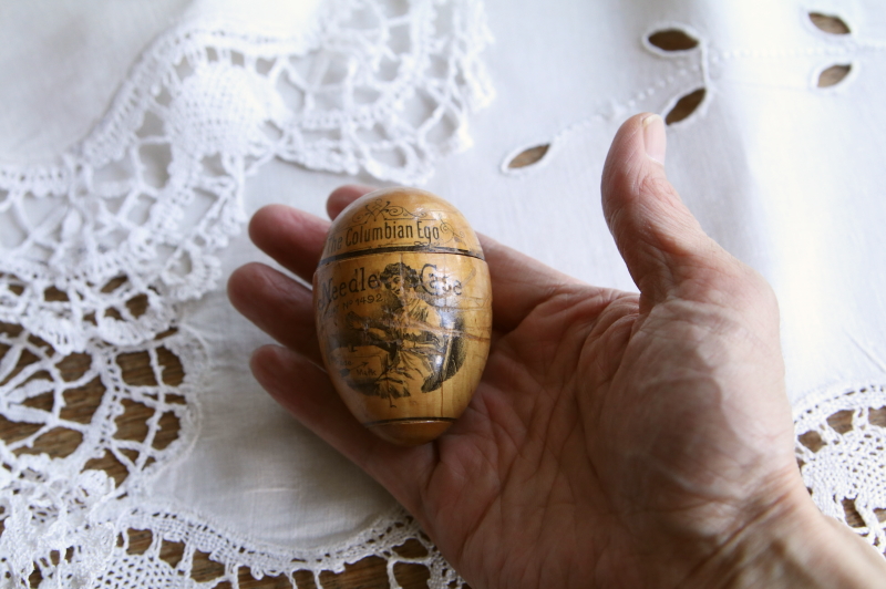 卵型のニードルケース　the columbian egg ドイツ　アンティークストリュフ