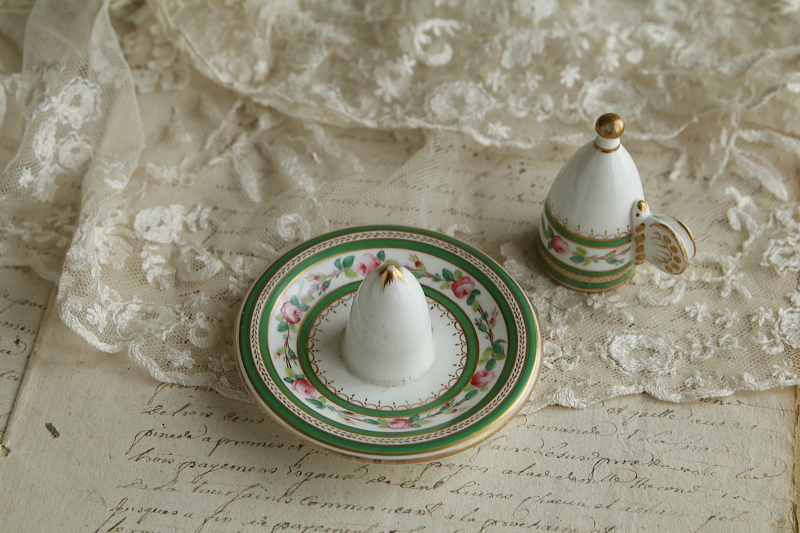 ハンドペイントキャンドルスナッファー　バラ　蝶々　イギリス　ヴィクトリアン アンティークストリュフ