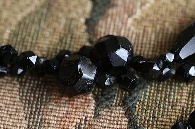 フレンチジェットロングネックレス　ヴィクトリアン　イギリス アンティークストリュフ