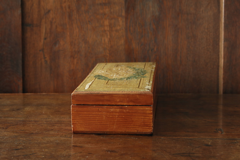 勿忘草の　モシュリンヌボックス　グローブ　イギリス　アンティークストリュフ