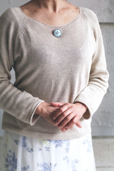 ブルーエナメル花籠のブローチ　ヨーロッパ　アンティークストリュフ