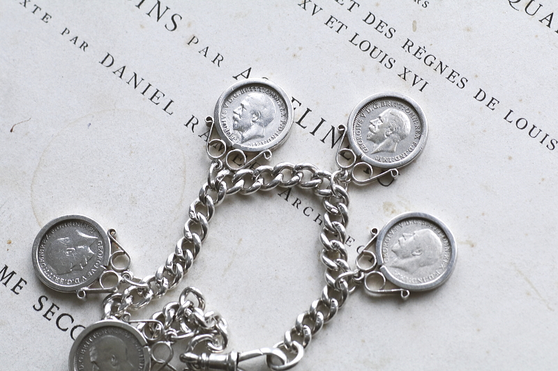 ジョージ5世シルバーコインブレスレット　リング　イギリス　アンティークストリュフ