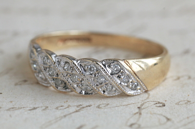 ダイヤモンドロープパネルリング　指輪　ヴィンテージ　イギリス　アンティークストリュフ