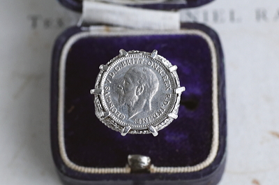 ジョージ5世シルバーコインブレスレット　リング　イギリス　アンティークストリュフ